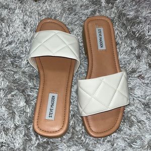 Steve Madden sandal